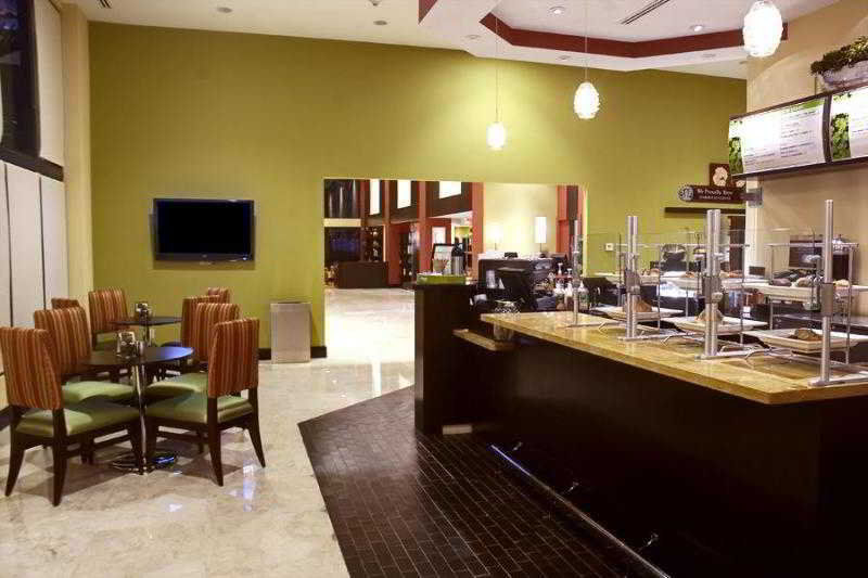 Courtyard By Marriott Sarasota/riverfront